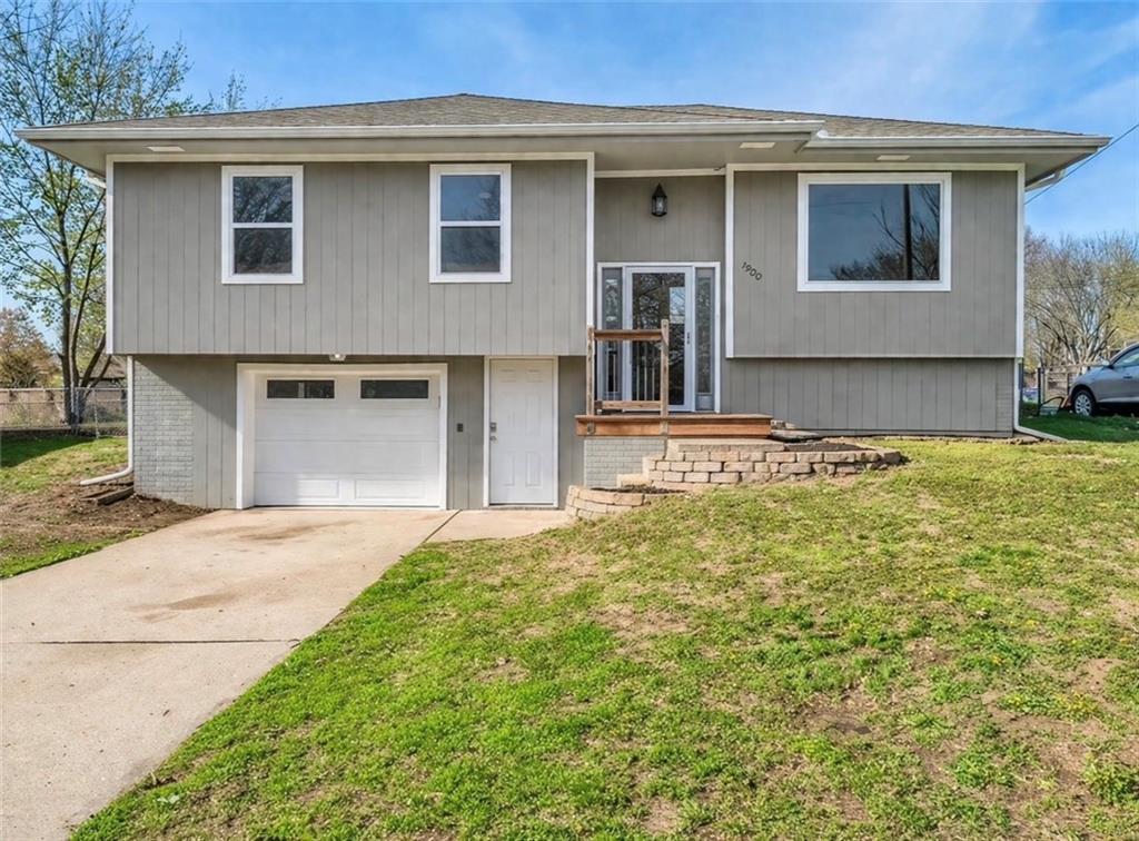 Listing Photo MLS #HMS2614422