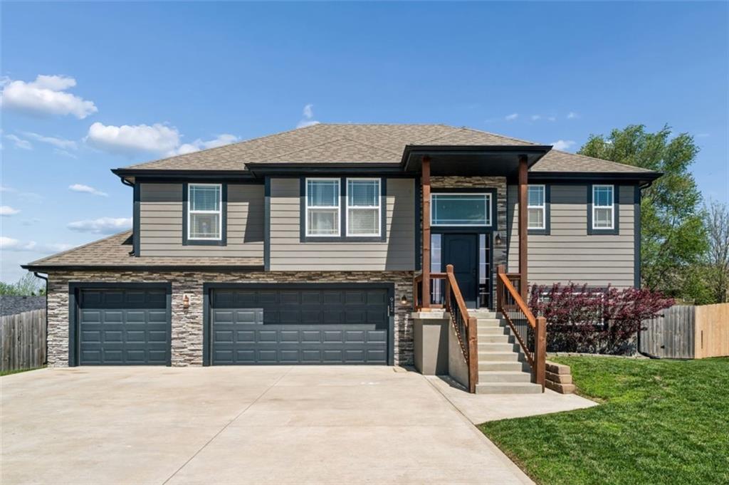 Listing Photo MLS #HMS2614602