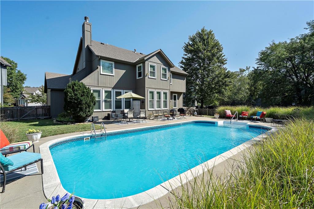 Listing Photo MLS #HMS2614885