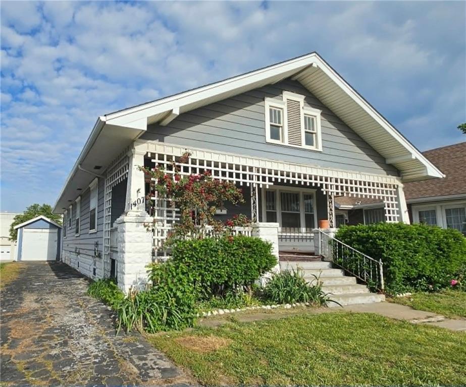 Listing Photo MLS #HMS2615005
