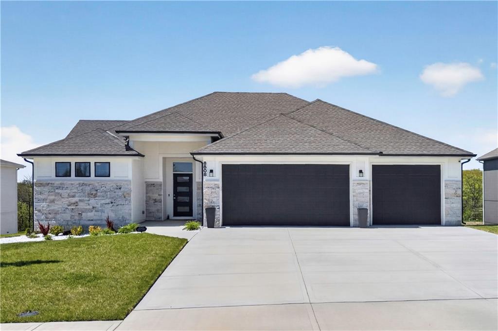 Listing Photo MLS #HMS2615087