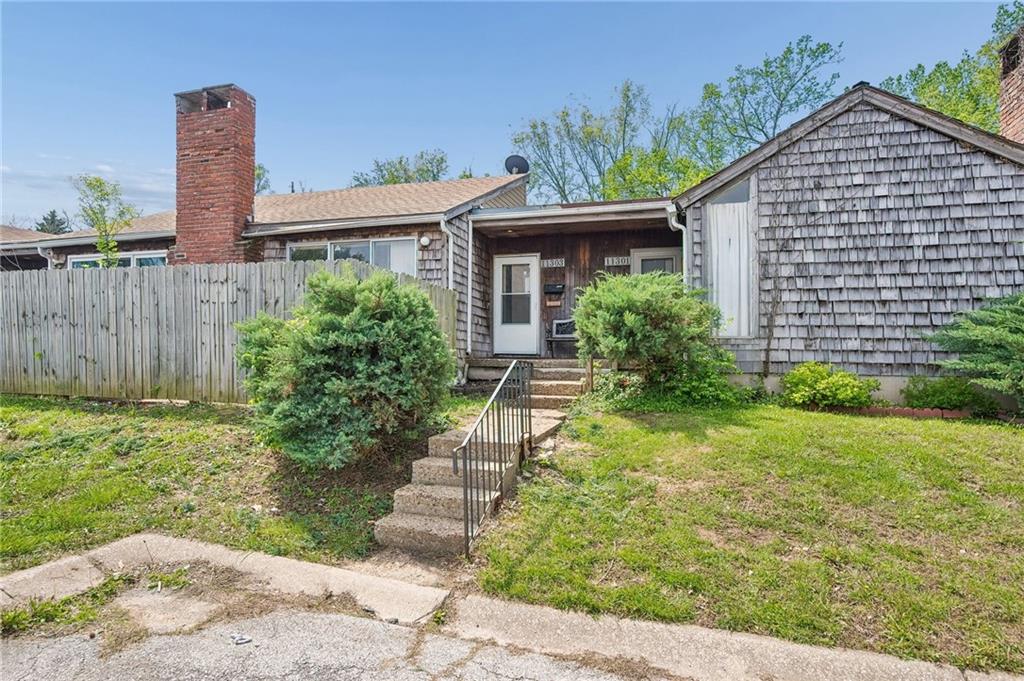 Listing Photo MLS #HMS2615111