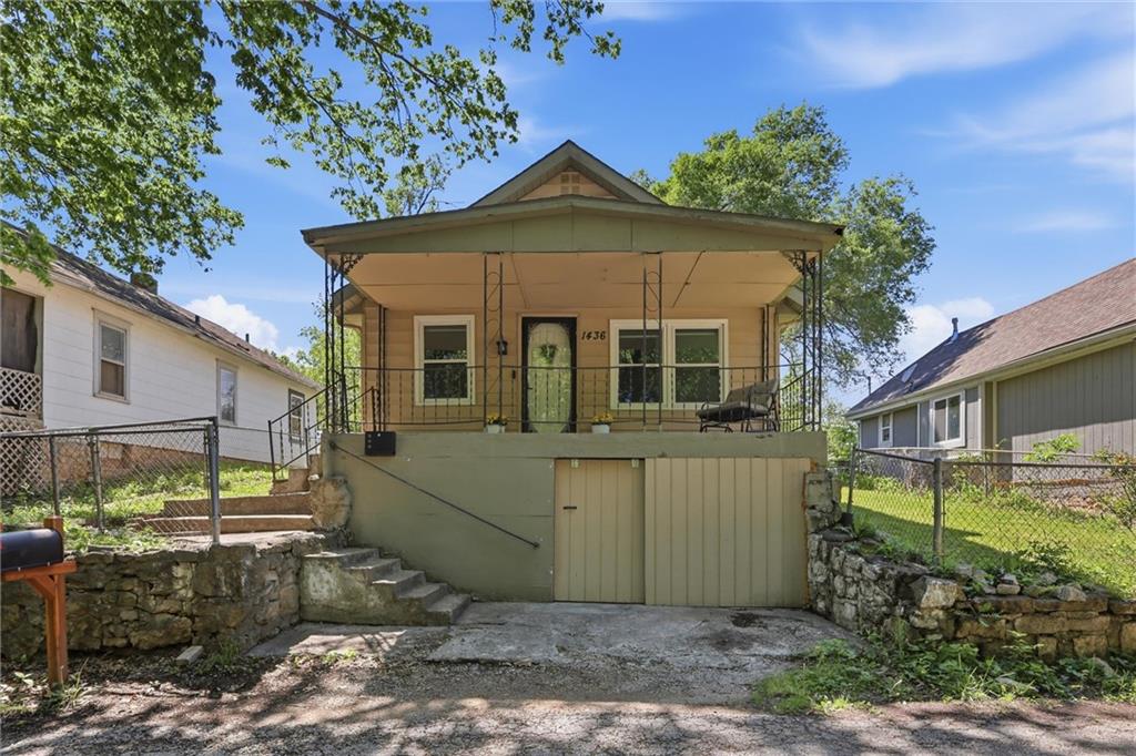 Listing Photo MLS #HMS2615265
