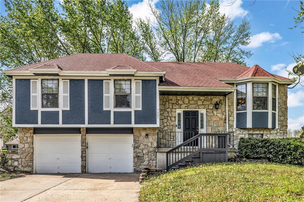 Listing Photo MLS #HMS2615409