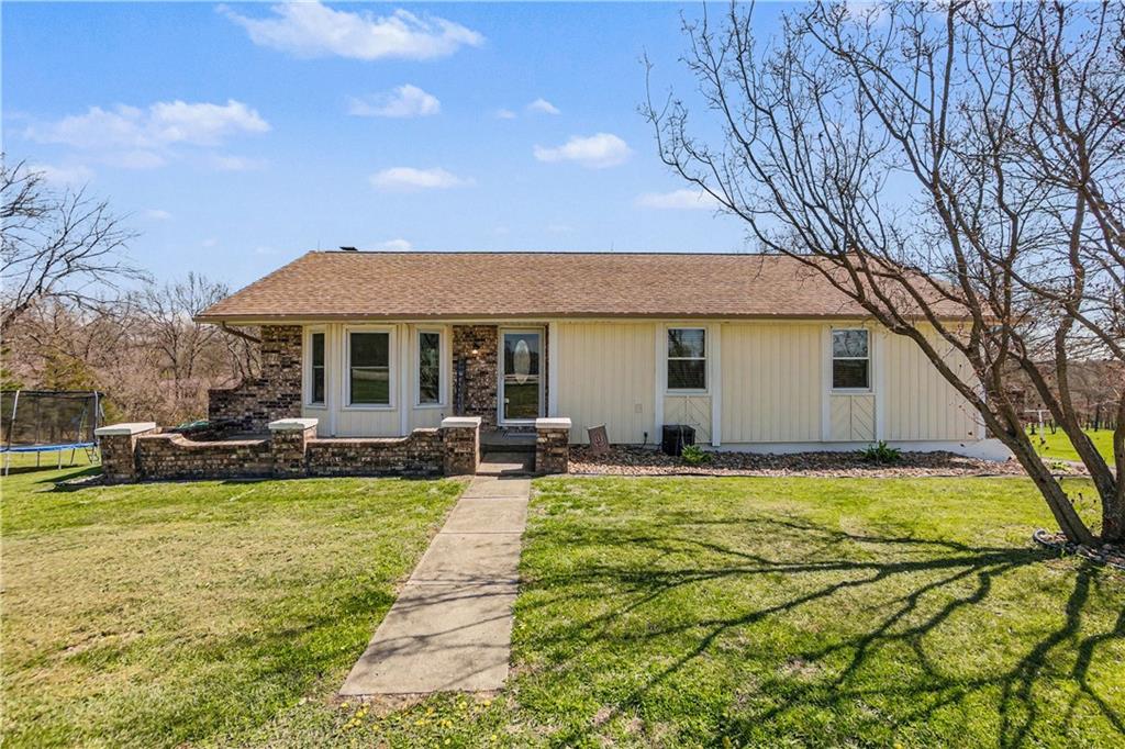 Listing Photo MLS #HMS2615566