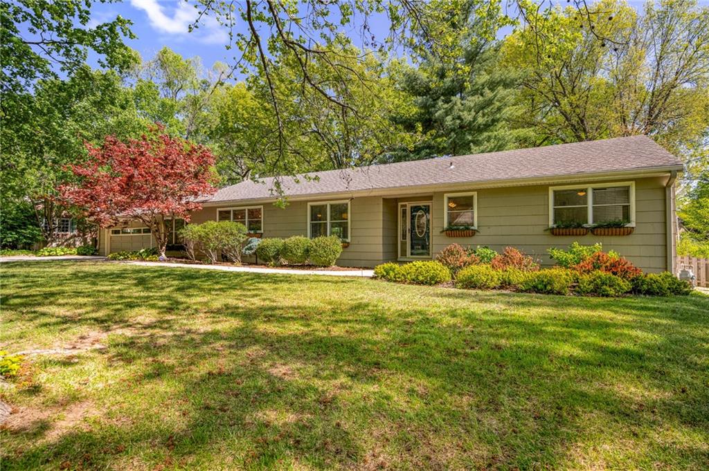 Listing Photo MLS #HMS2615966