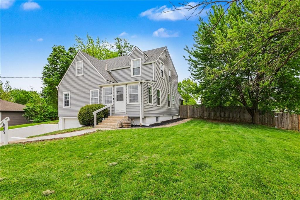 Listing Photo MLS #HMS2615986