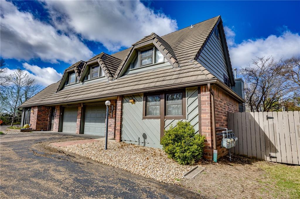 Listing Photo MLS #HMS2616034