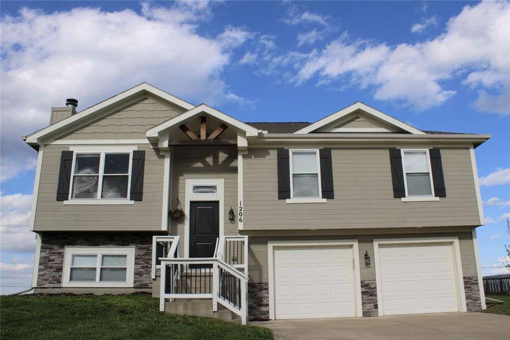 Listing Photo MLS #HMS2616174