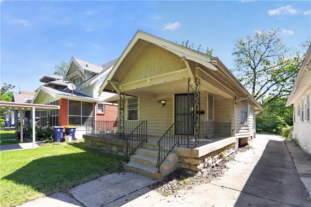 Listing Photo MLS #HMS2616228