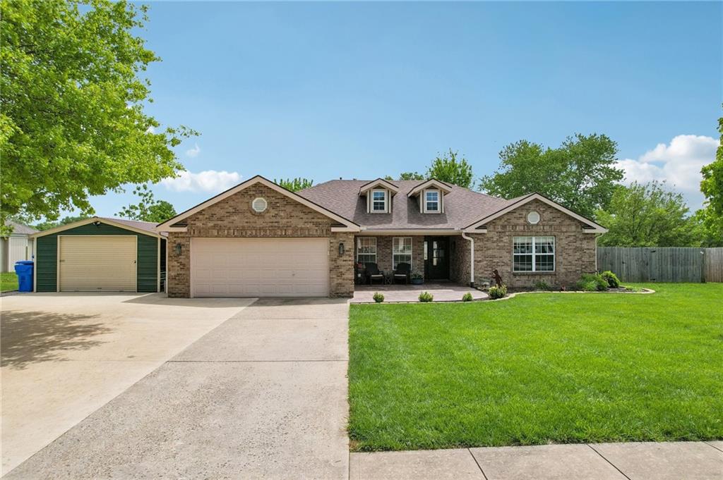 Listing Photo MLS #HMS2616568