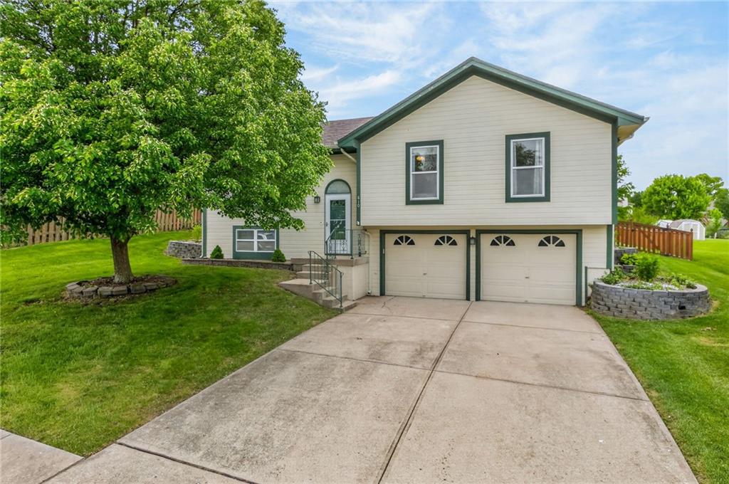 Listing Photo MLS #HMS2616582