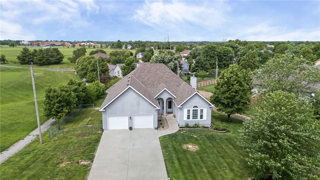 Listing Photo MLS #HMS2616700