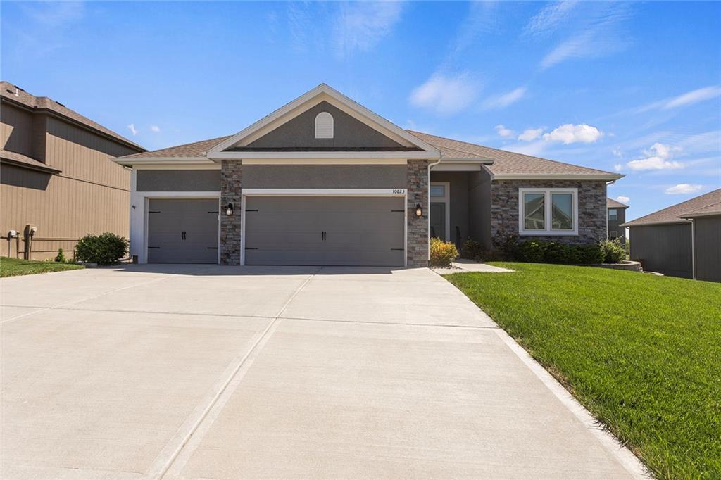 Listing Photo MLS #HMS2617044