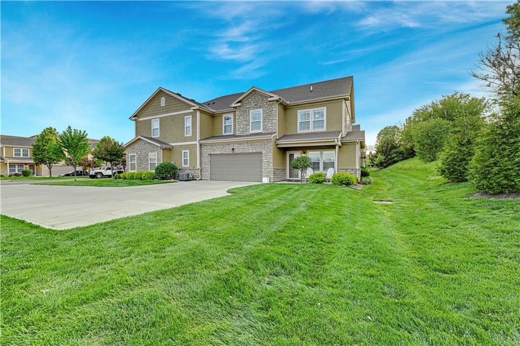 Listing Photo MLS #HMS2617121