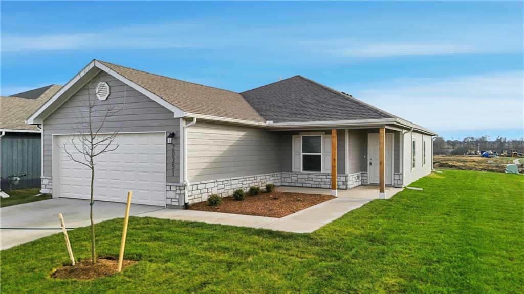 Listing Photo MLS #HMS2617271