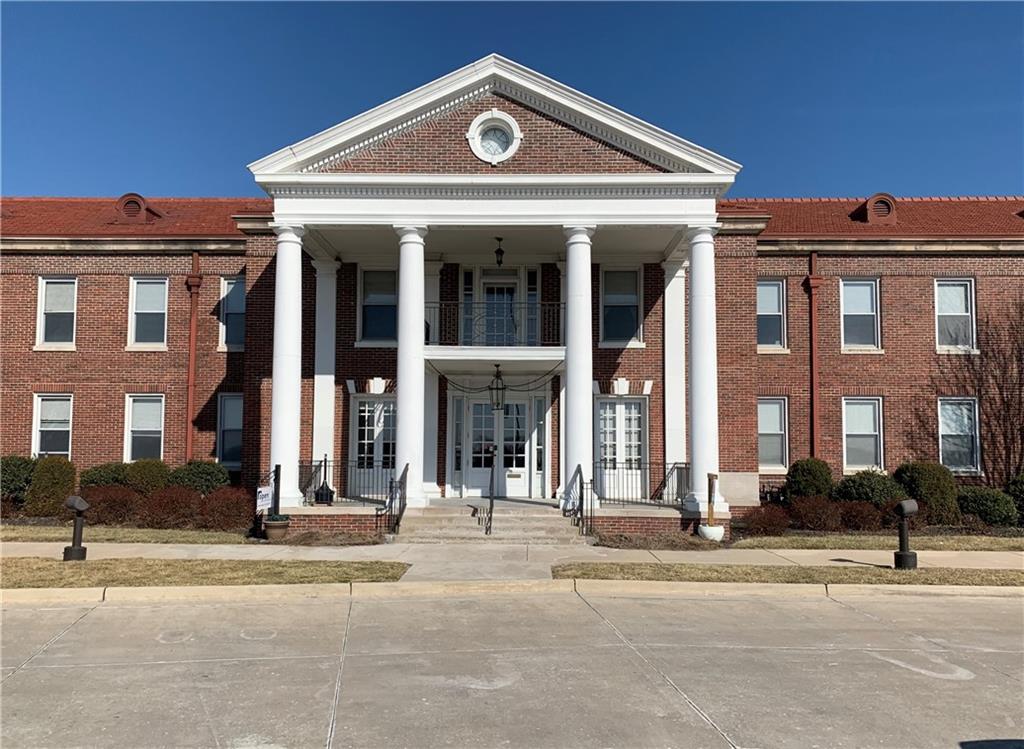 Listing Photo MLS #HMS2617305