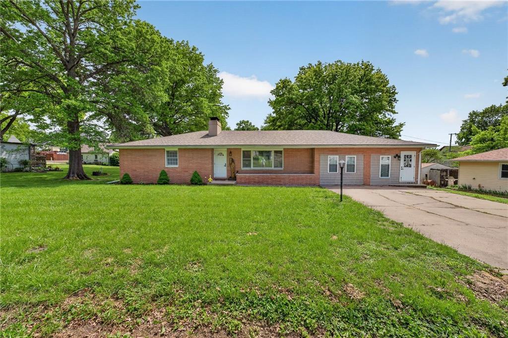 Listing Photo MLS #HMS2617514