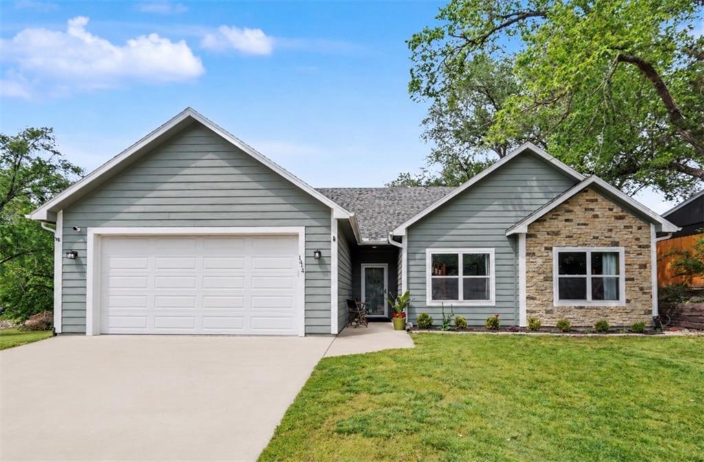 Listing Photo MLS #HMS2617708