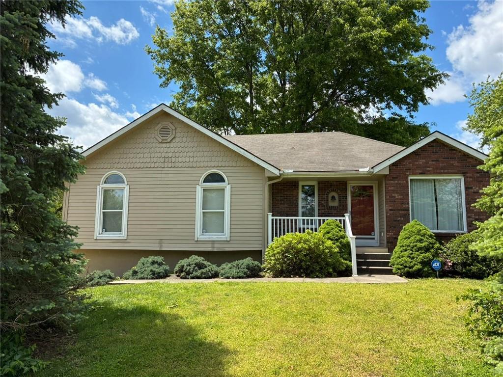 Listing Photo MLS #HMS2617774