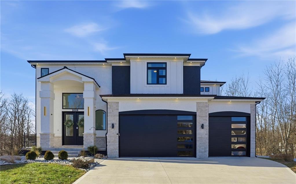 Listing Photo MLS #HMS2618103