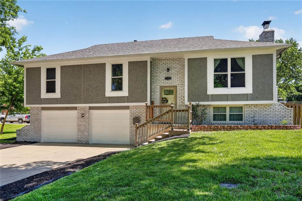 Listing Photo MLS #HMS2618195