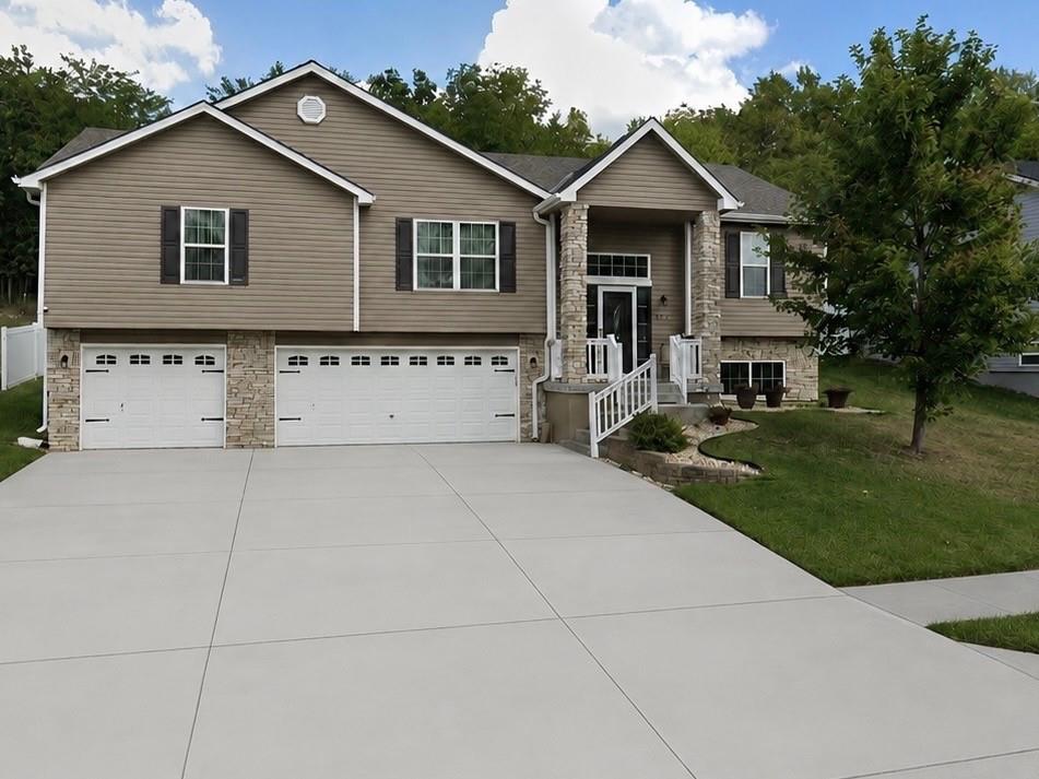 Listing Photo MLS #HMS2618299