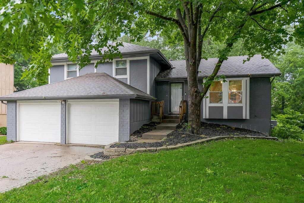 Listing Photo MLS #HMS2618445