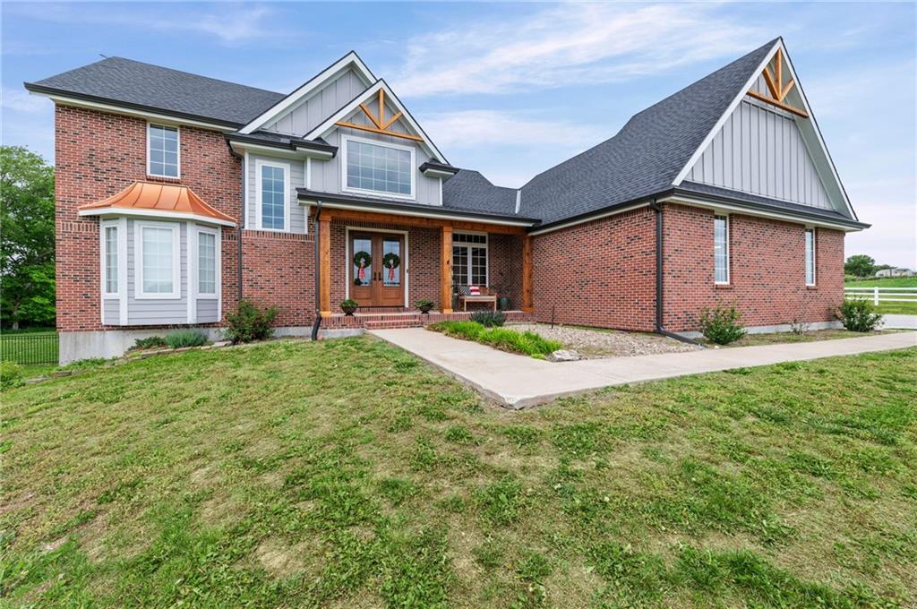 Listing Photo MLS #HMS2618915