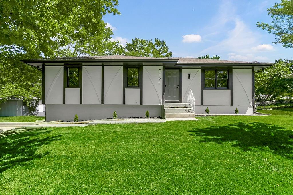 Listing Photo MLS #HMS2619218