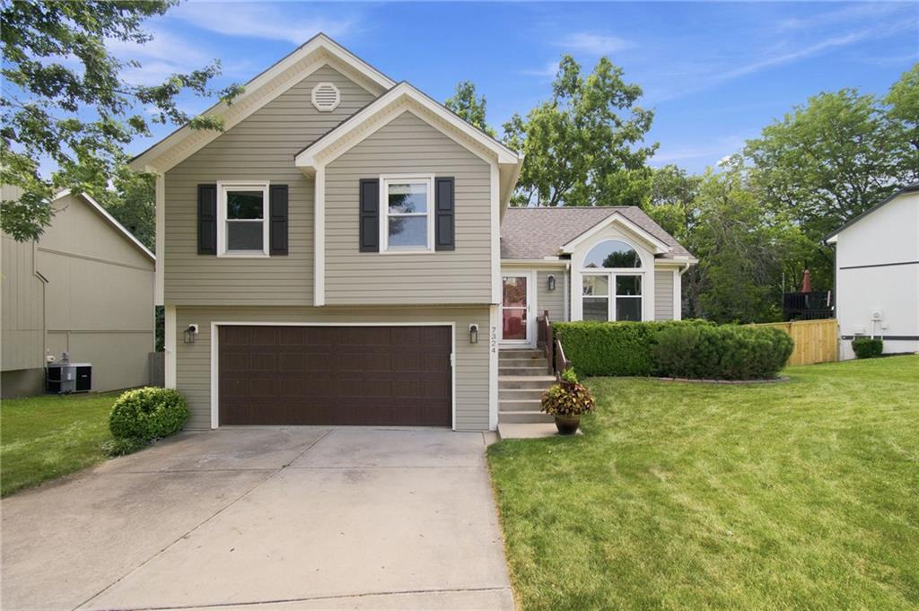 Listing Photo MLS #HMS2619695