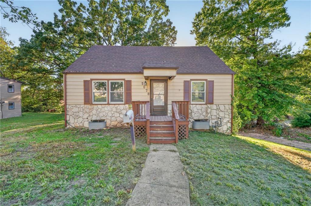 Listing Photo MLS #HMS2619772