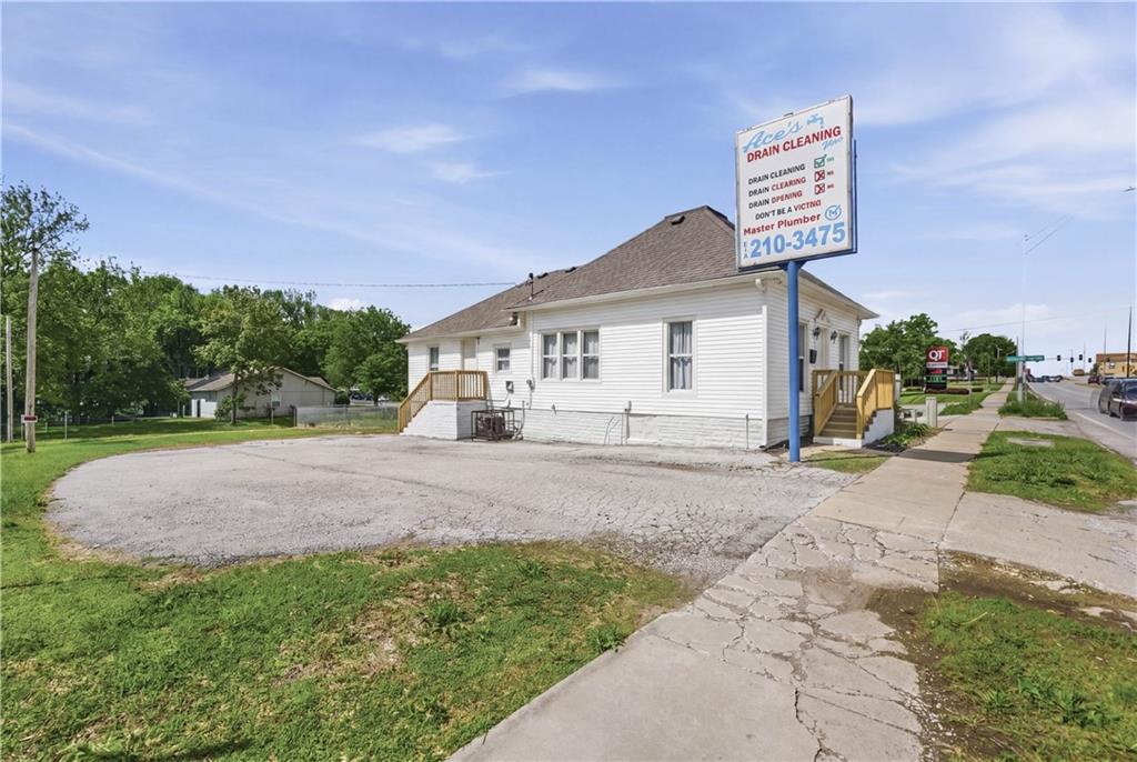 Listing Photo MLS #HMS2619895