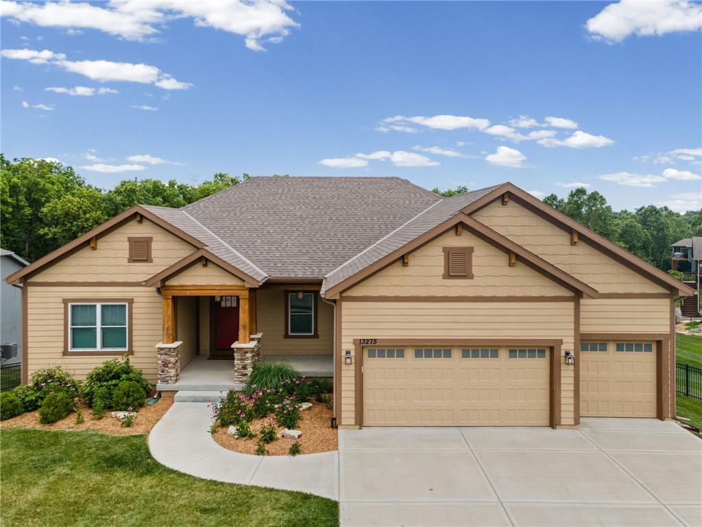 Listing Photo MLS #HMS2620077