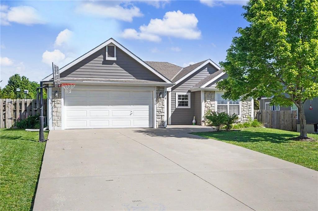 Listing Photo MLS #HMS2620242