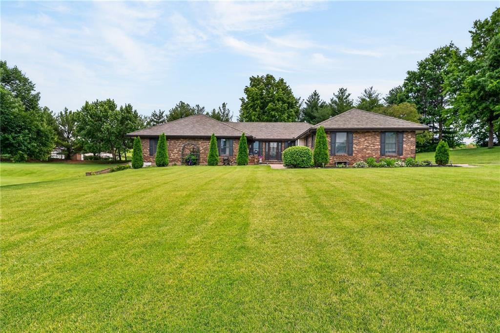 Listing Photo MLS #HMS2620585
