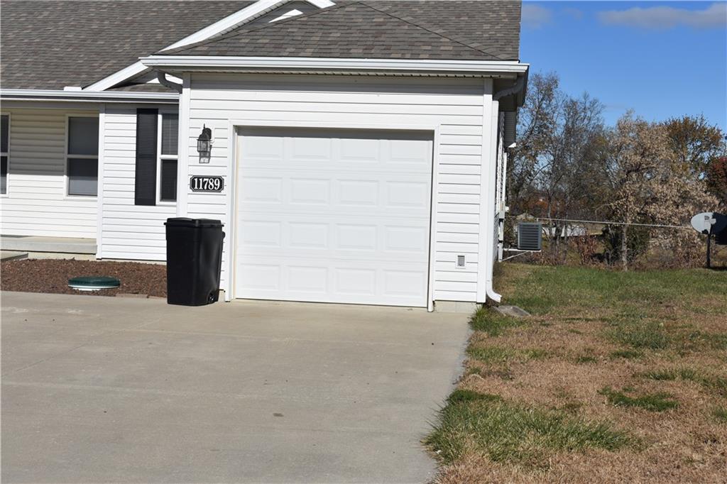 Listing Photo MLS #HMS2620900