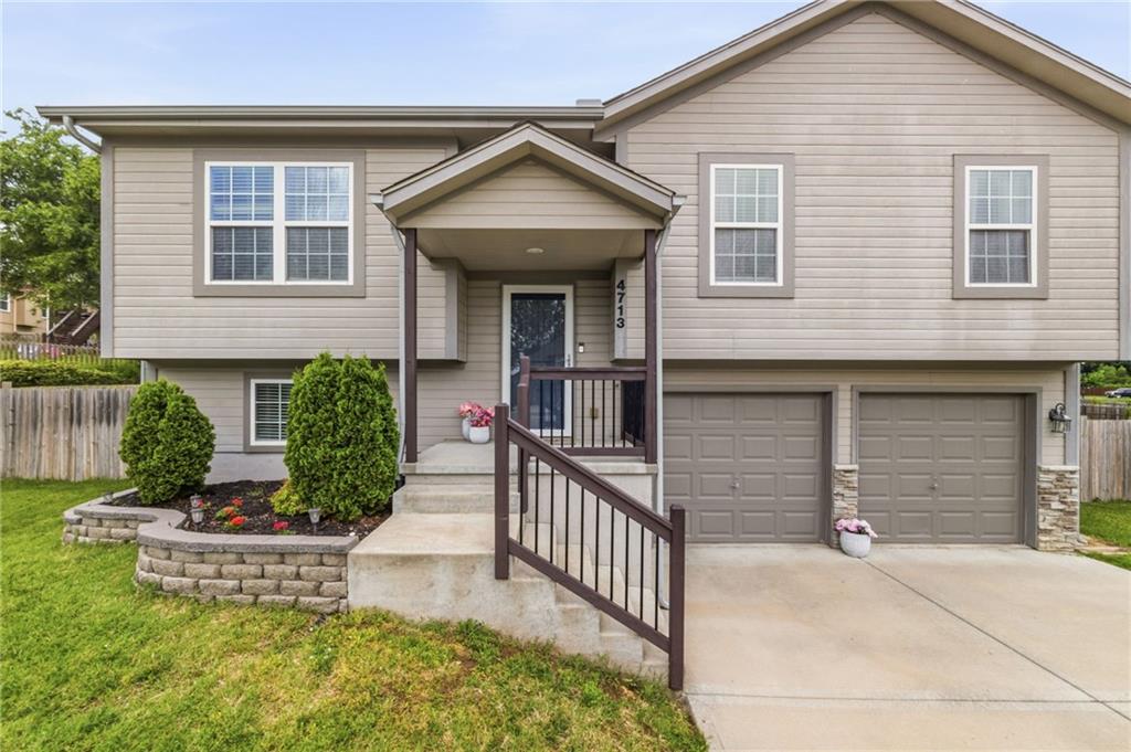 Listing Photo MLS #HMS2621024