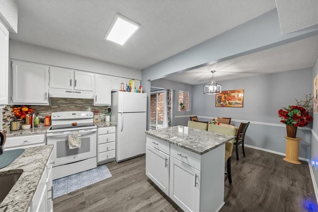Listing Photo MLS #HMS2621317