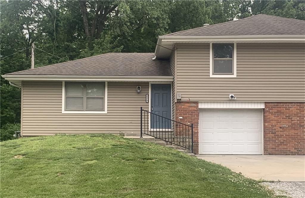Listing Photo MLS #HMS2621611