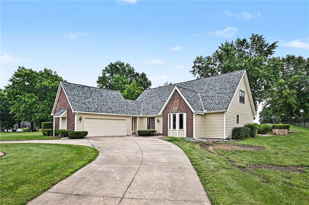 Listing Photo MLS #HMS2621948