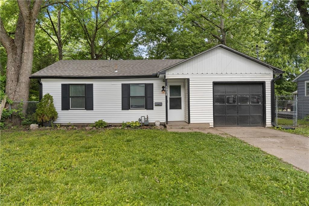 Listing Photo MLS #HMS2622508