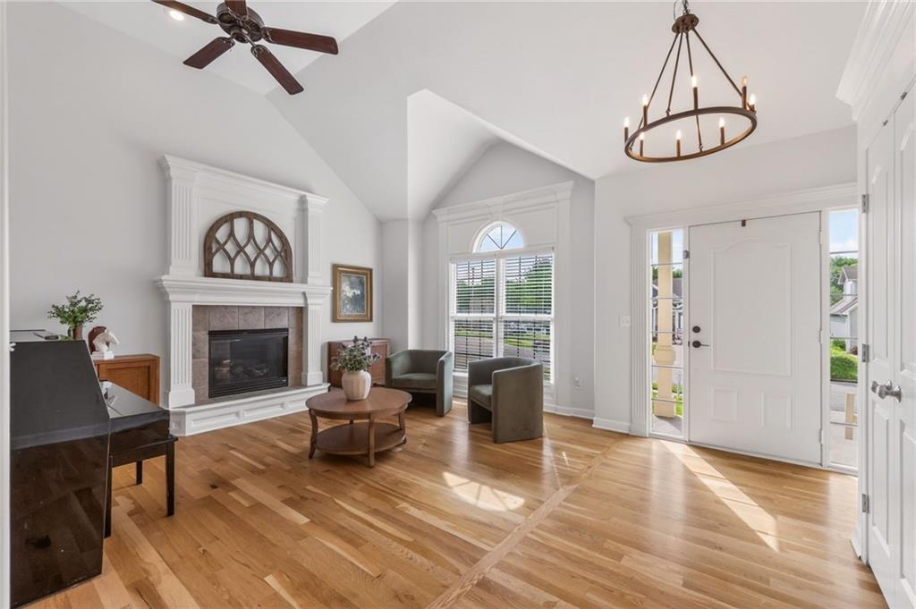 Listing Photo MLS #HMS2623210
