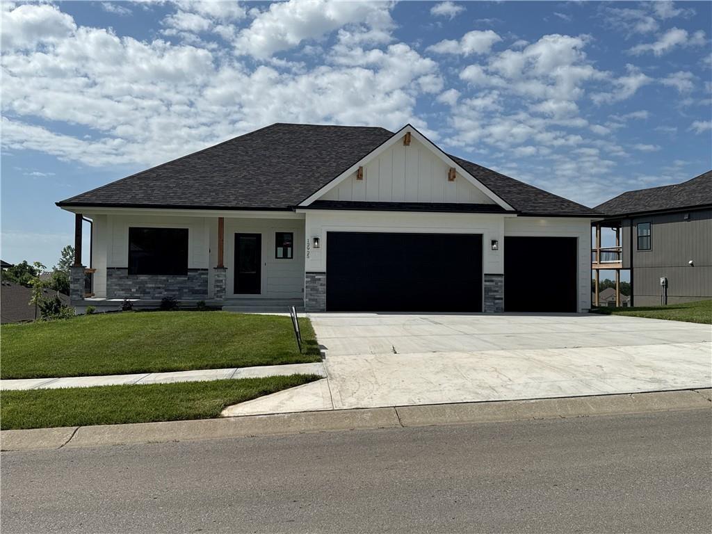 Listing Photo MLS #HMS2623880
