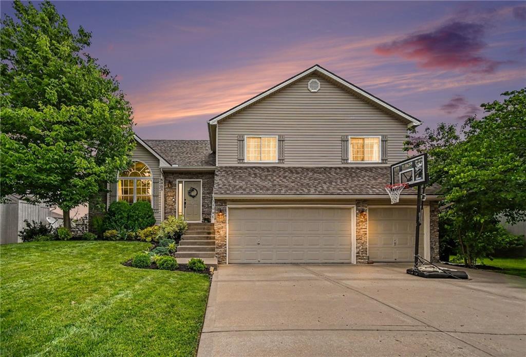 Listing Photo MLS #HMS2624671
