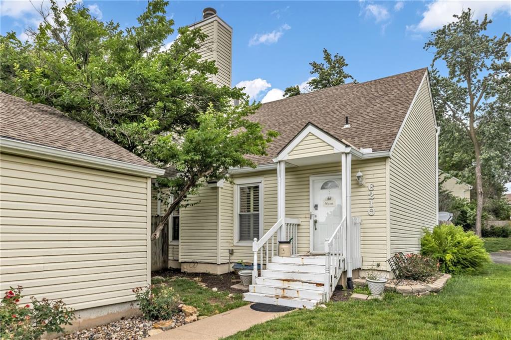 Listing Photo MLS #HMS2625063