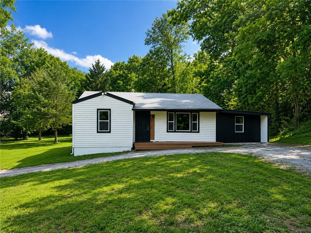 Listing Photo MLS #HMS2625417