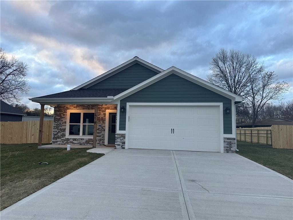 Listing Photo MLS #HMS2625622