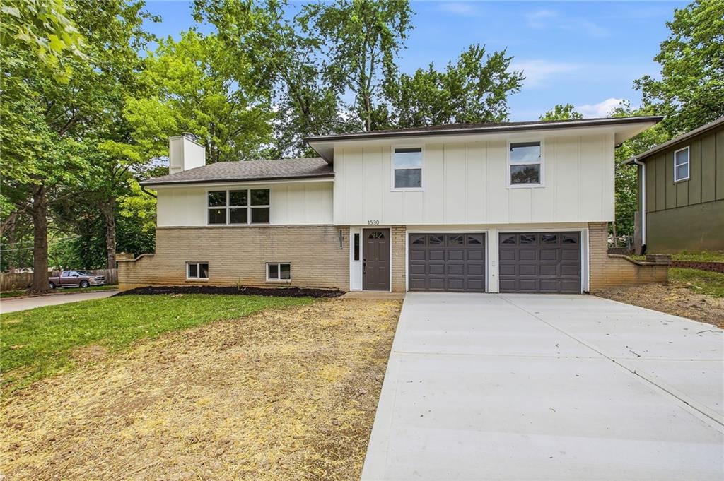 Listing Photo MLS #HMS2625842
