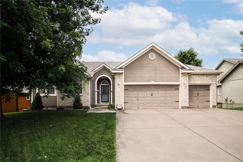 Listing Photo MLS #HMS2626719